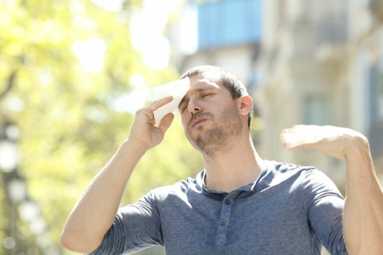 10 uncommon signs of dehydration explained