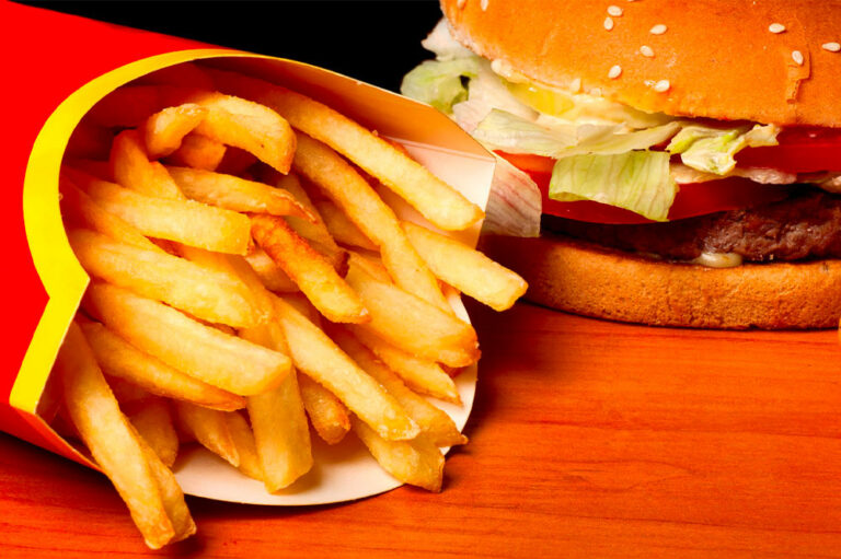 7 foods to avoid for better skin