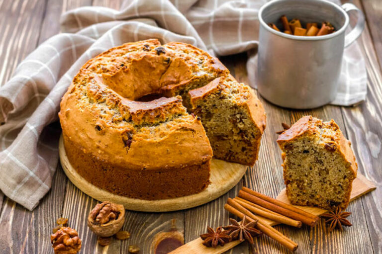 7 worst foods and beverages that damage teeth